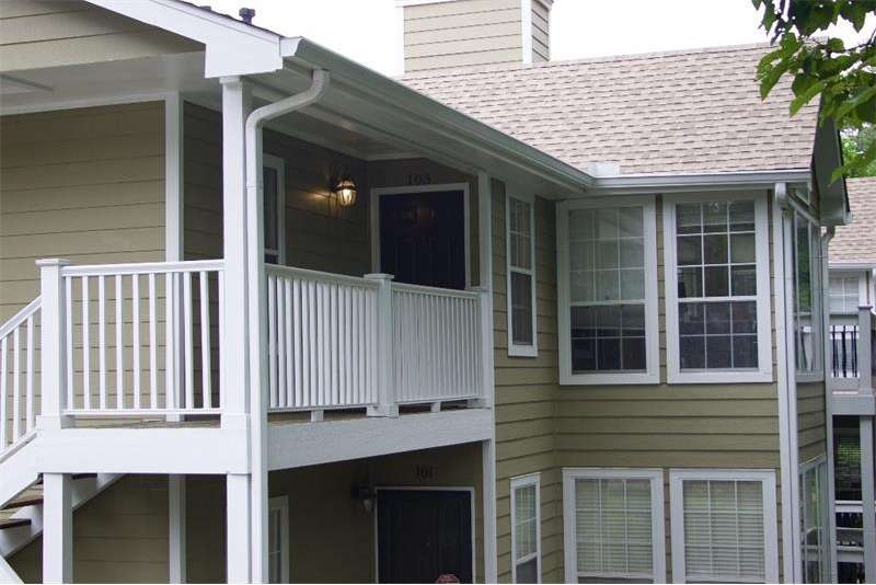 Super cute, 2 bedroom 2 bath roommate open floor p