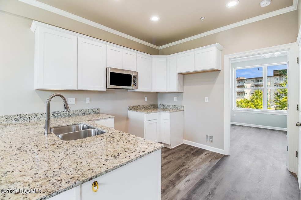 New Construction Condo Downtown!