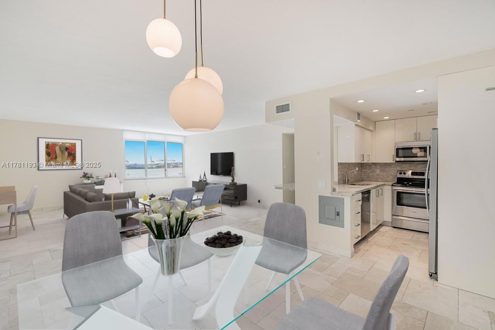 Huge space can fit, living room, dining are and office. Virtually rendered furniture.