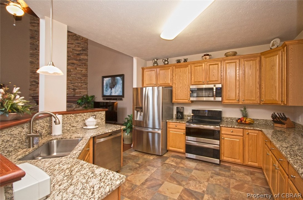 Kitchen ~ Long Breakfast bar
