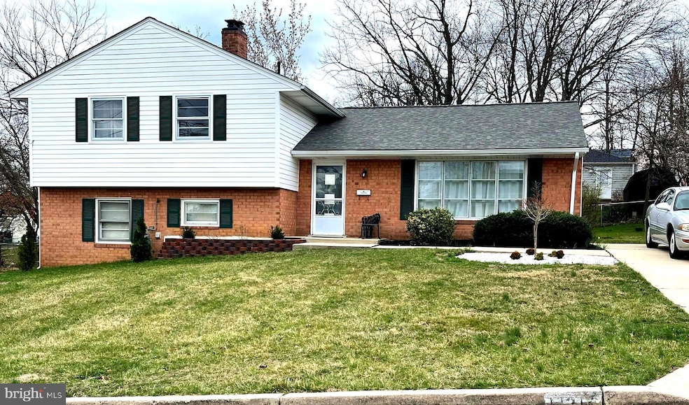 13217 Ingleside Dr, Beltsville, MD 20705 - photo 1