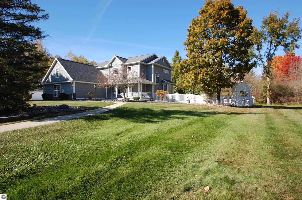 2368 Birchcrest Dr, West Branch, MI 48661 - photo 1