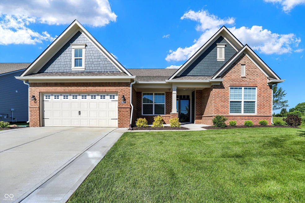 3725 Chalmers Dr, Bargersville, IN 46106 - photo 1