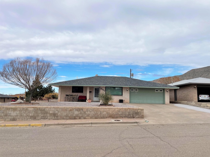 2501 19th St, Alamogordo, NM 88310 - photo 1