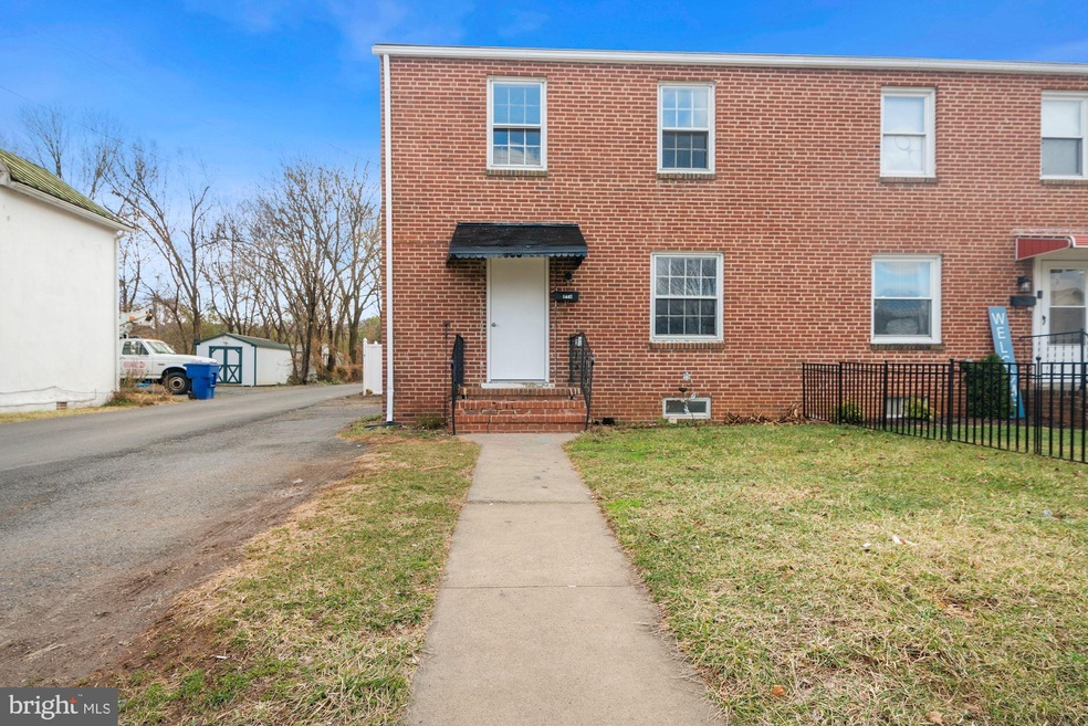 313 E Prospect St, Front Royal, VA 22630 - photo 1