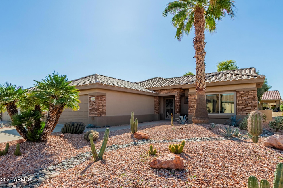 15627 W Desert Crown Way, Surprise, AZ 85374 - photo 1