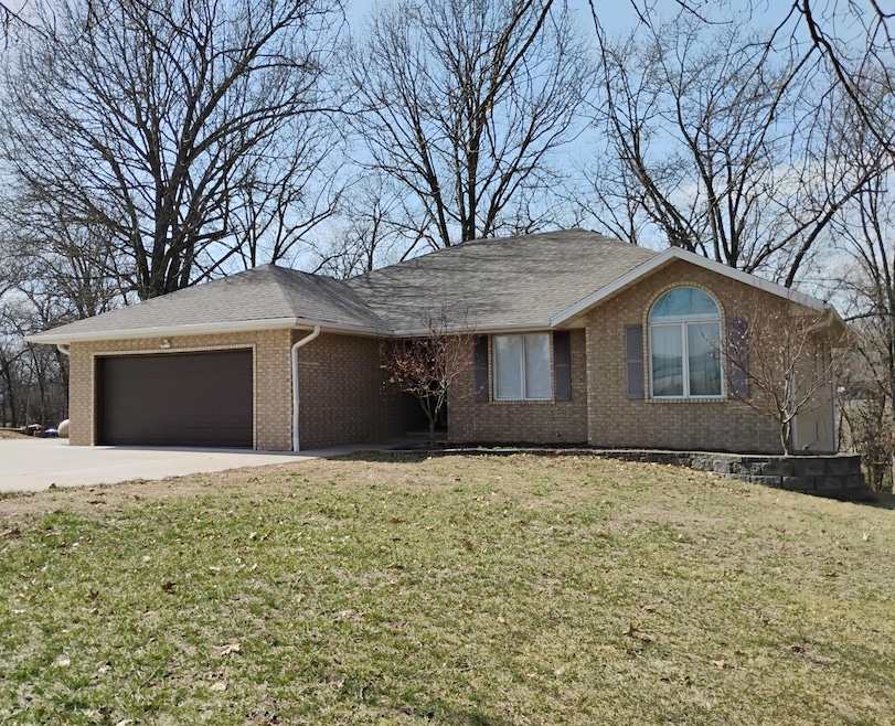 1137 S Gregg Rd