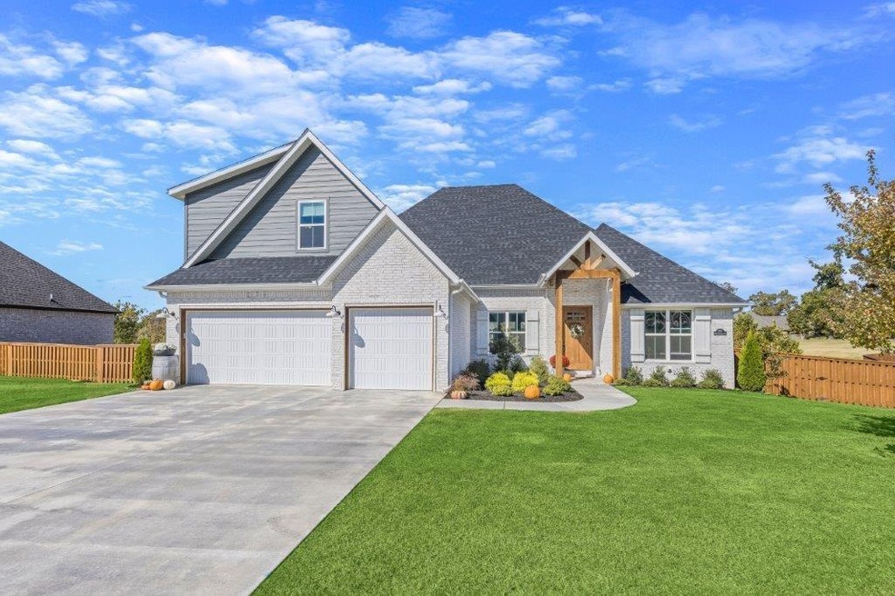 1707 NW Angel Falls Rd, Bentonville, AR 72712 - photo 1