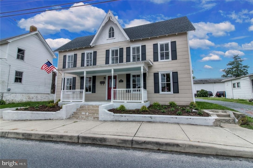 302 Mulberry St, Milton, DE 19968 - photo 1