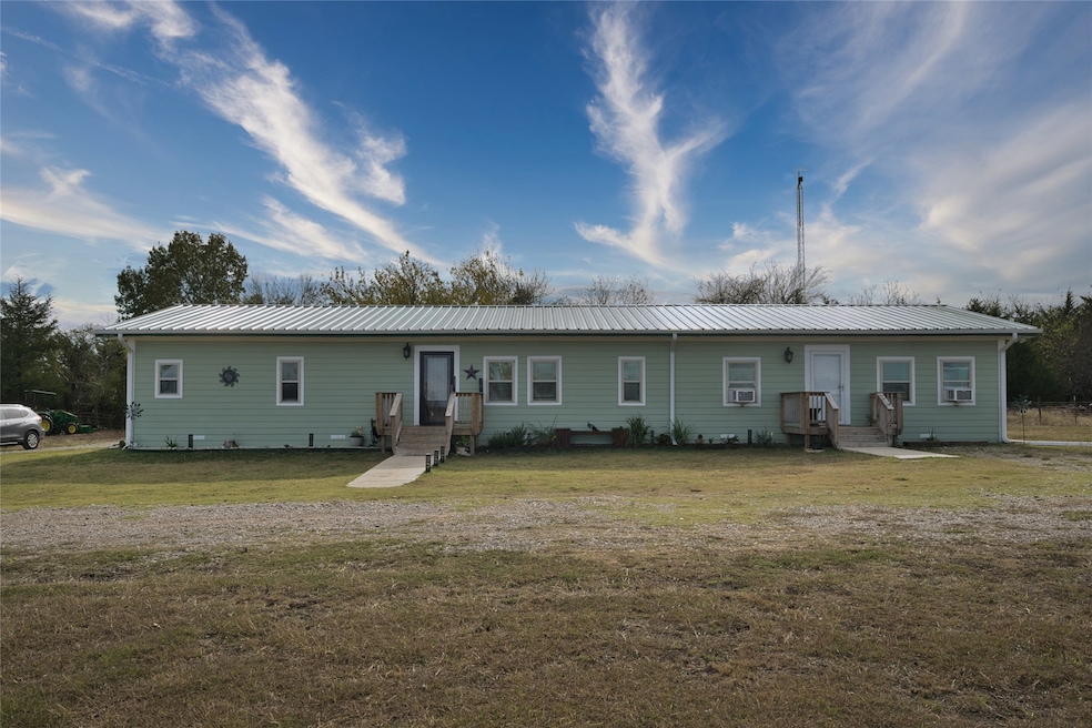 8676 Fm 697, Whitewright, TX 75491 - photo 1