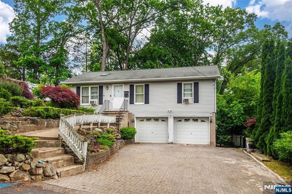 11 Hillside Ave, Butler, NJ 07405 - photo 1