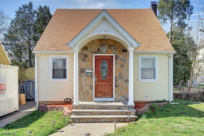 4 Macdonald St, Clifton, NJ 07013 - photo 1