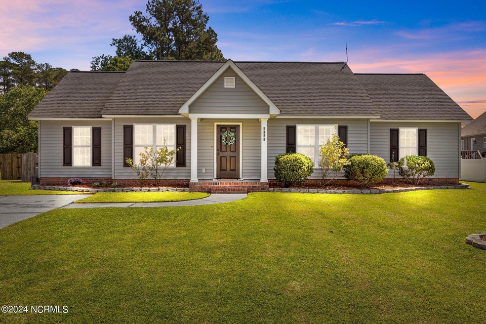 2625 Coopers Point Dr, Winterville, NC 28590 - photo 1