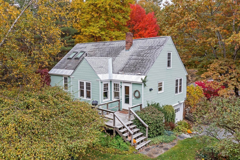 574 Christian St, White River Junction, VT 05001 - photo 1