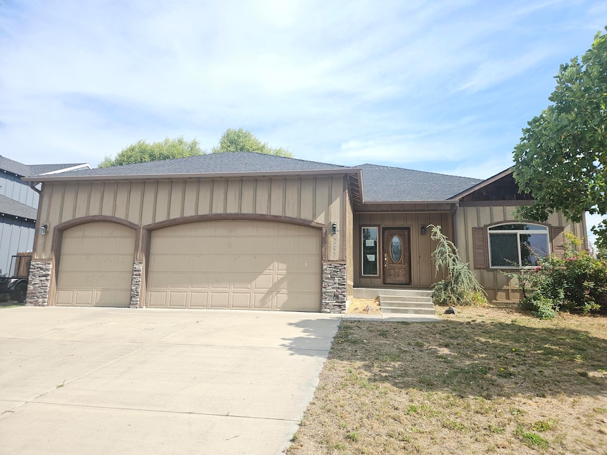 5257 Amberview Ln, Klamath Falls, OR 97603 - photo 1