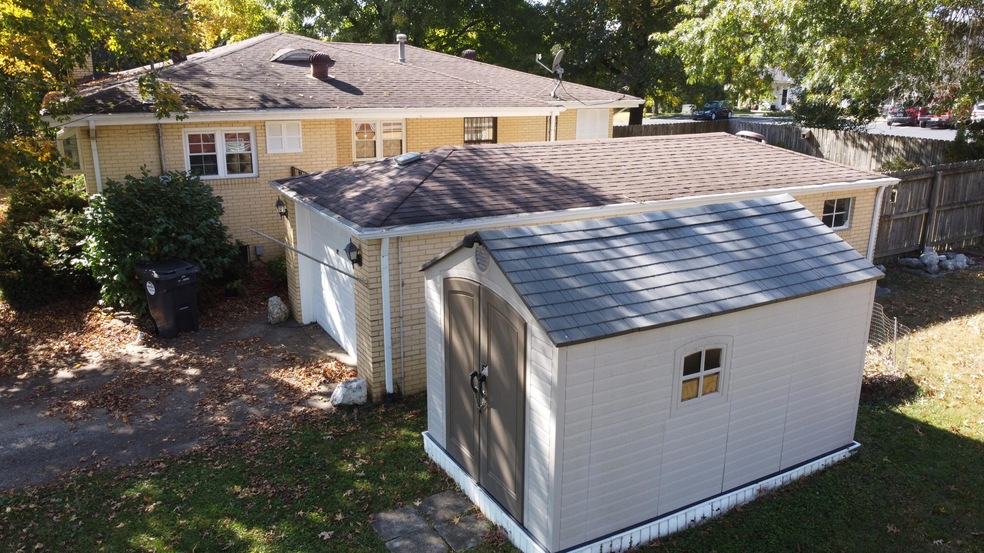 Sold $90,000 • Co-Listing Agent