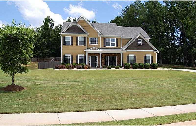 Exterior Front. Almost an acre and very level sett