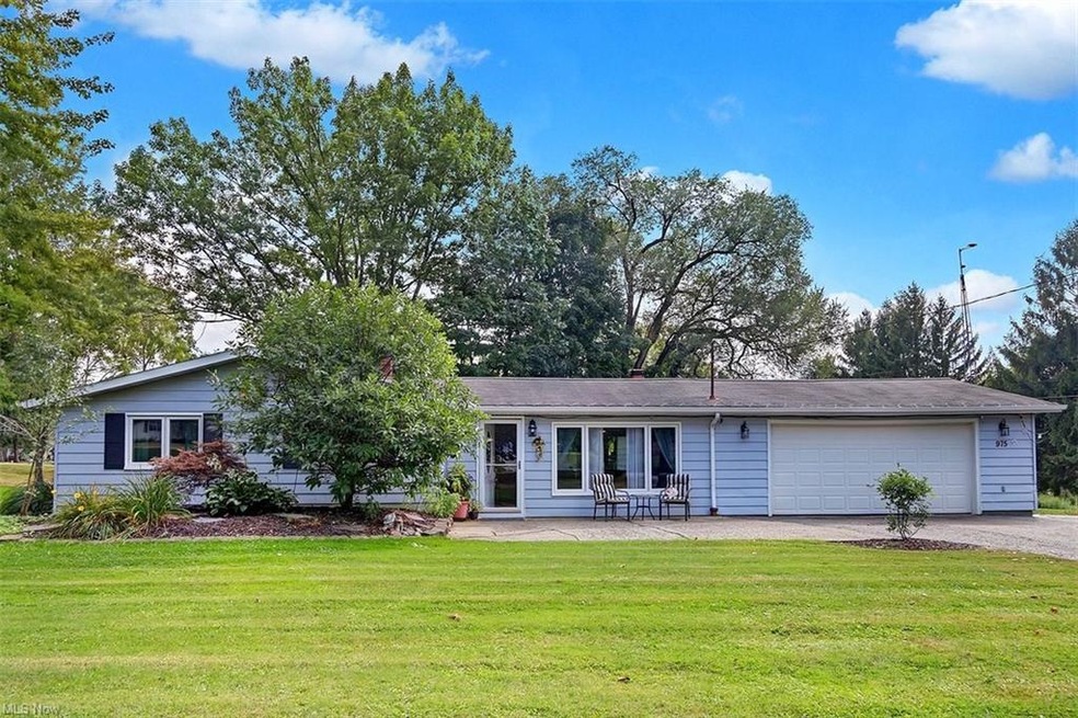 975 Colony Dr, Aurora, OH 44202 - photo 1