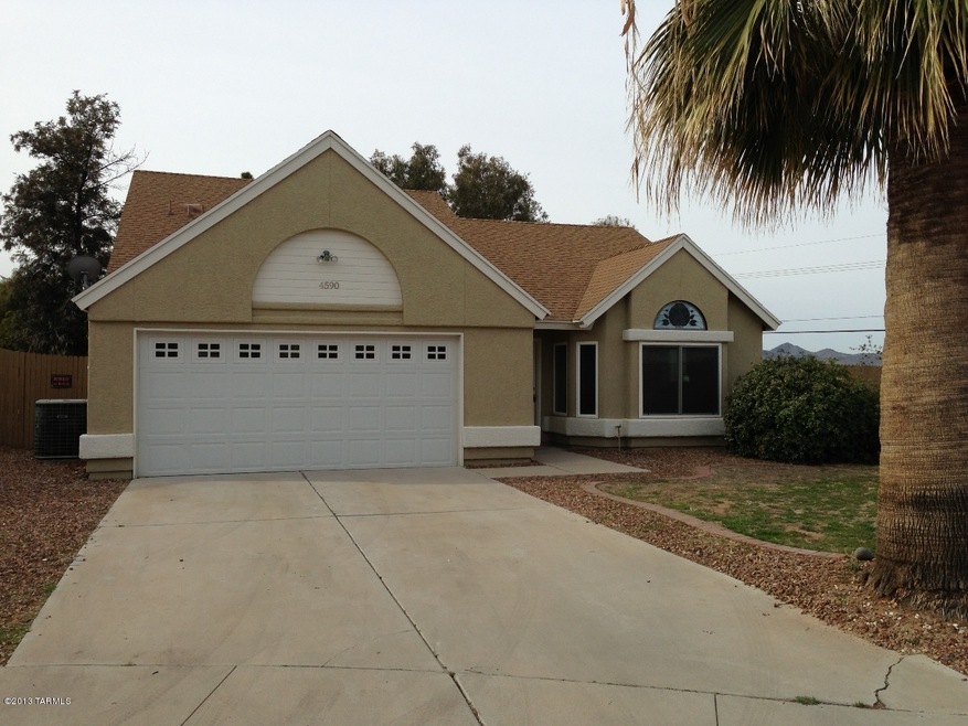 4590 W Joshua Front