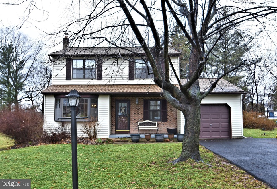 1580 Bromley Dr, Harleysville, PA 19438 - photo 1