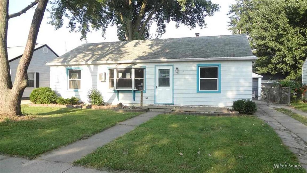 26641 Grandmont St, Roseville, MI 48066 - photo 1