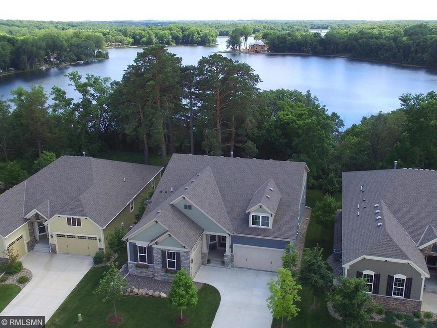 Welcome! This fantastic rambler overlooks Lake Zum