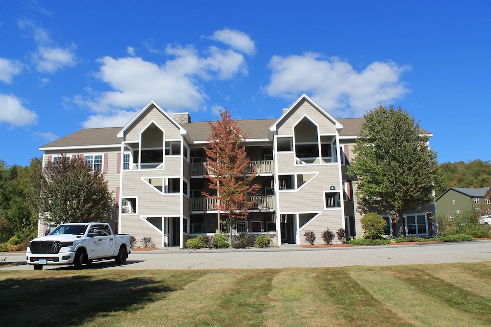 4 Twin Tip Terrace unit 4, Lincoln, NH 03251 - photo 1