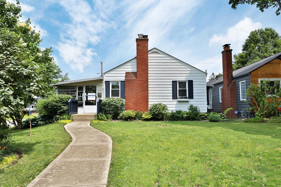 614 E Jeffrey Place, Columbus, OH 43214 - photo 1