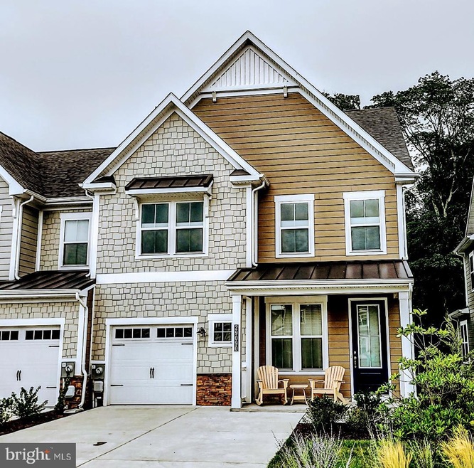 Sold $564,900 • Co-Listing Agent