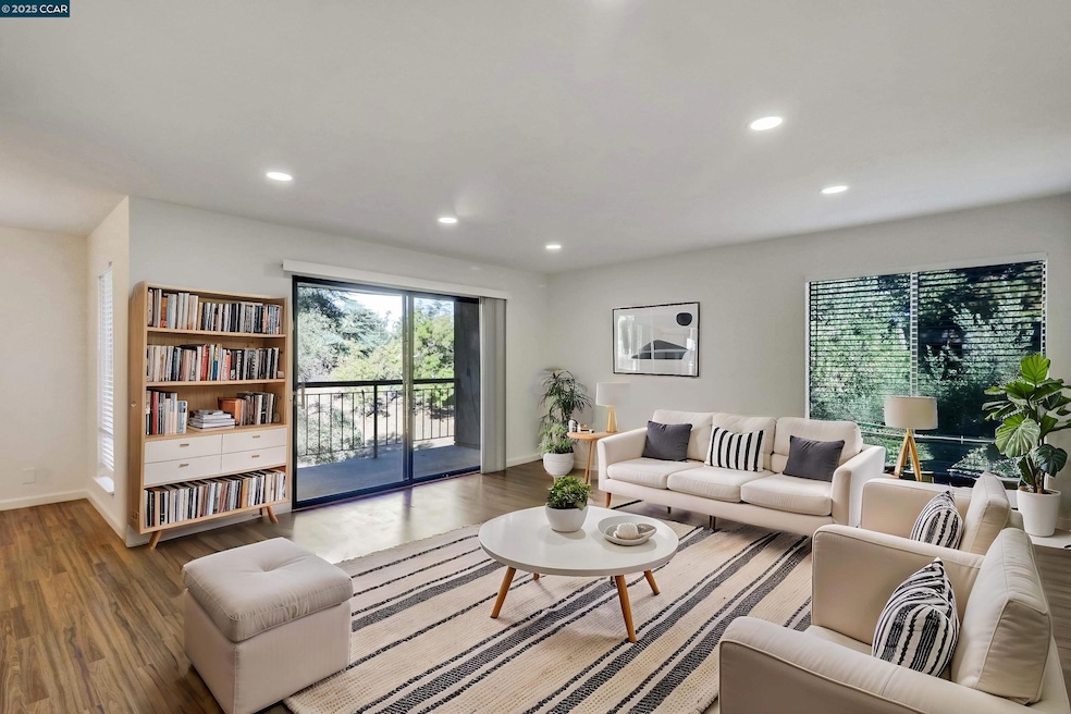 Sold $330,000 • Co-Listing Agent