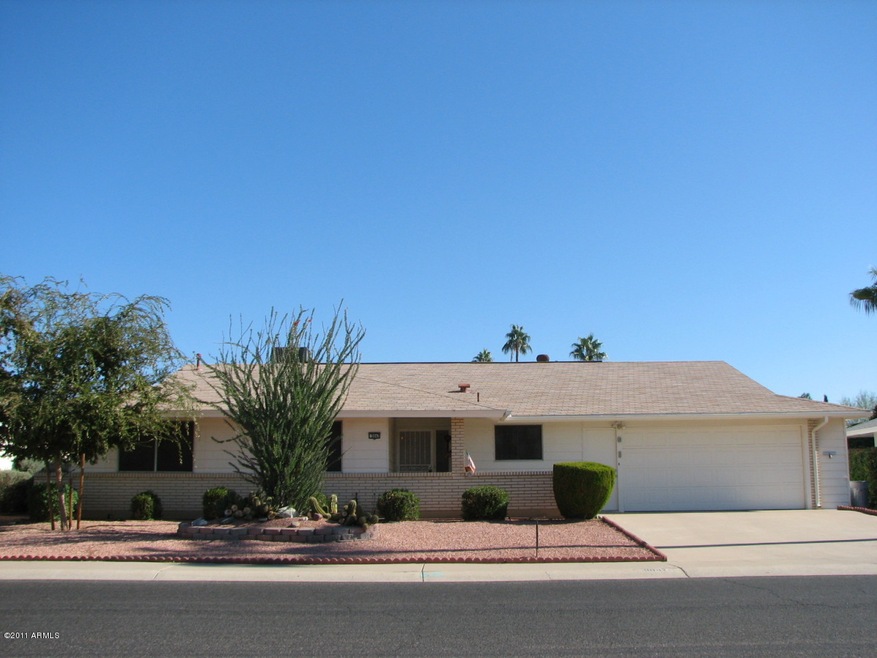 9047 N 103rd Ave, Sun City, AZ 85351 - photo 1