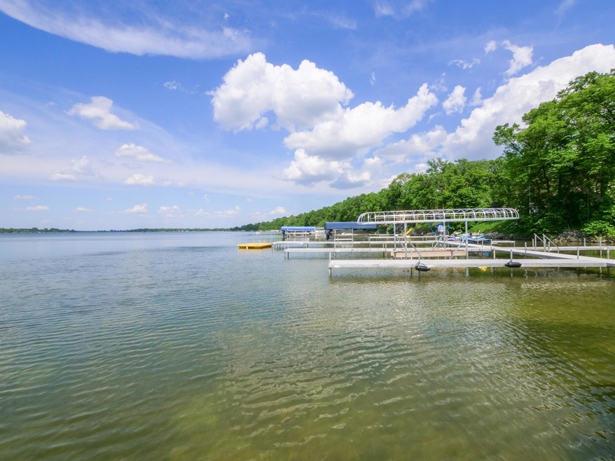 1321 S Darling Dr NW unit 5, Alexandria, MN 56308 - photo 1