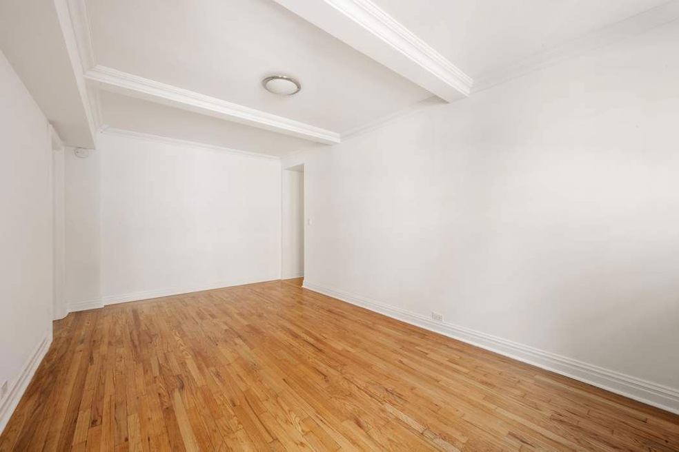 The Manor unit 910, New York, NY 10017 - photo 1