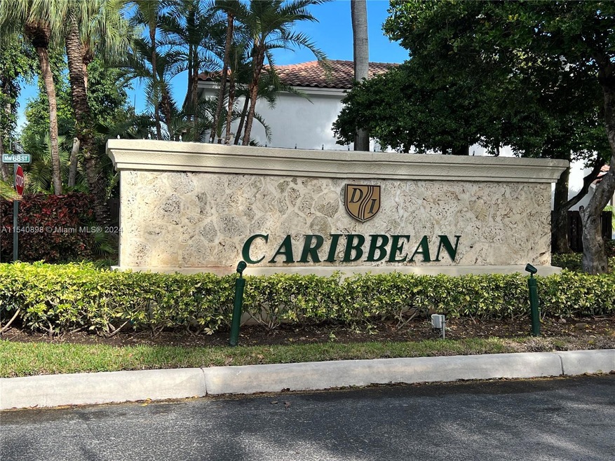 10910 NW 69th Terrace unit 19010, Doral, FL 33178 - photo 1