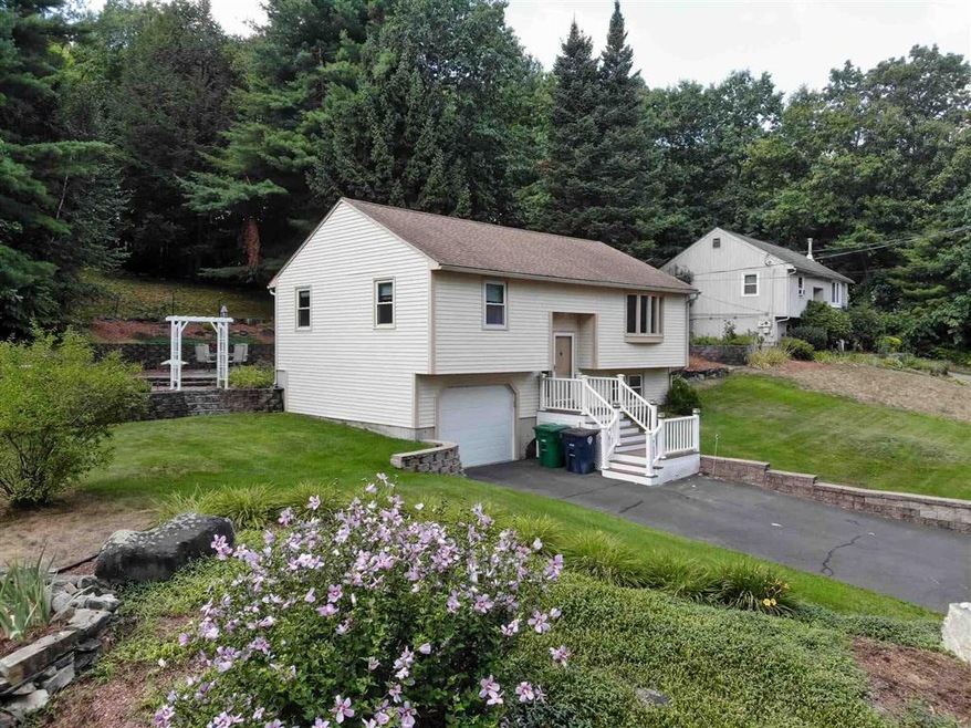 79 Conant Rd, Nashua, NH 03062 - photo 1