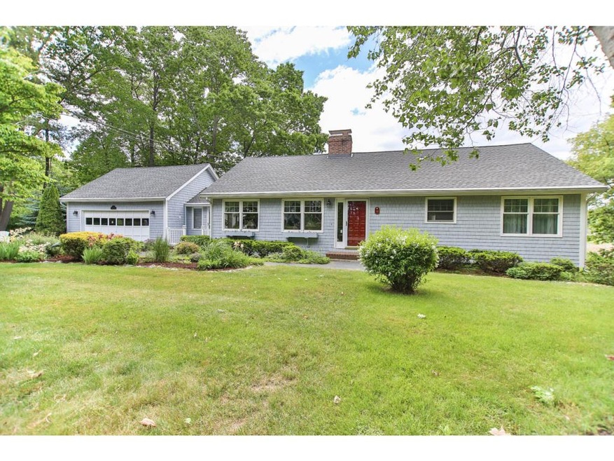 12 Appledore Ave, North Hampton, NH 03862 - photo 1