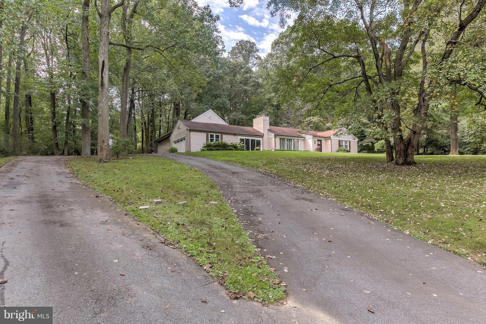 1407 Highview Dr, Lutherville Timonium, MD 21093 - photo 1