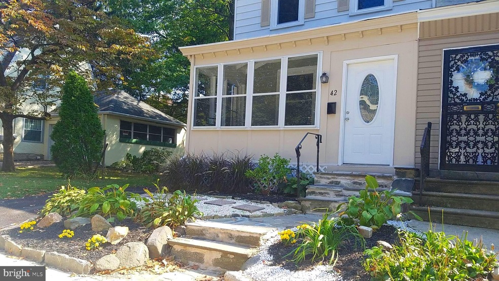 42 Berkley Ave, Lansdowne, PA 19050 - photo 1