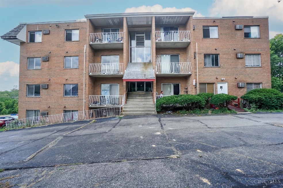 4117 N Bend Rd, Cincinnati, OH 45211 - photo 1