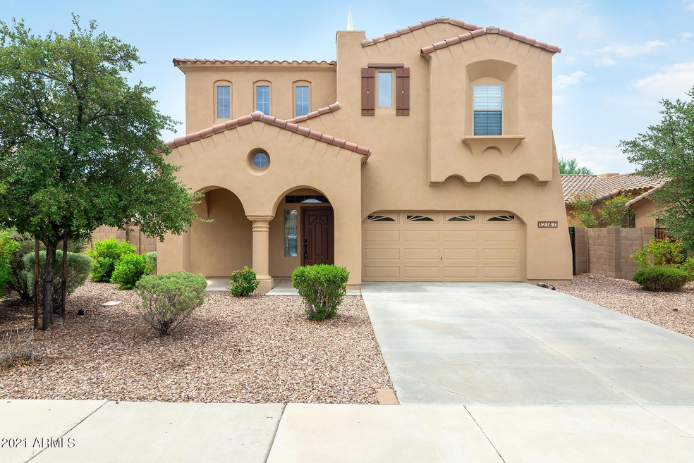 Great curb appeal!