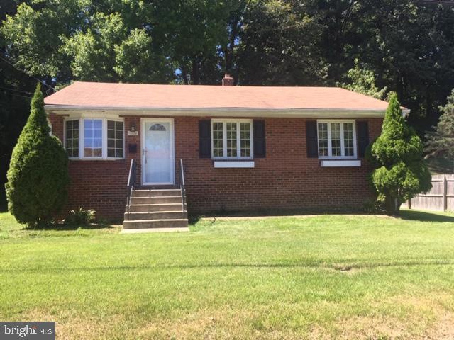 16006 Carroll Ave, Woodbridge, VA 22191 - photo 1