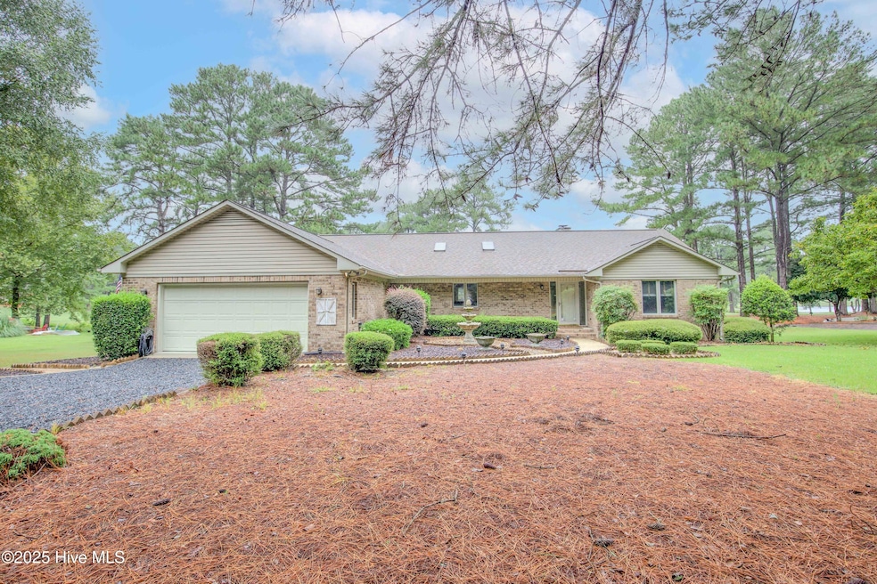 148 Lancashire Ln, West End, NC 27376 - photo 1