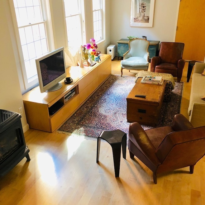 8 Newcomb St unit 1, Boston, MA 02118 - photo 1