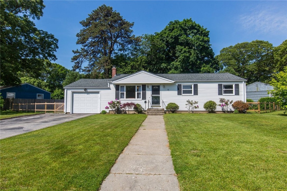17 Ingersoll Ave, Warwick, RI 02886 - photo 1