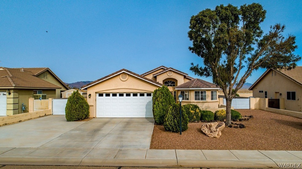 4213 E Cane Ranch Rd, Kingman, AZ 86401 - photo 1