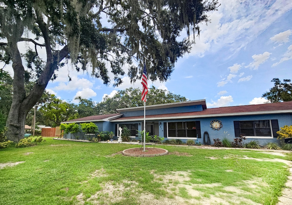 8818 Mathog Rd, Riverview, FL 33578 - photo 1