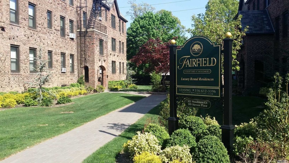 205 Steven Place unit 3C, Woodmere, NY 11598 - photo 1