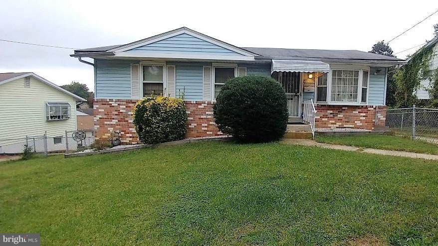 204 E Mill Ave, Capitol Heights, MD 20743 - photo 1