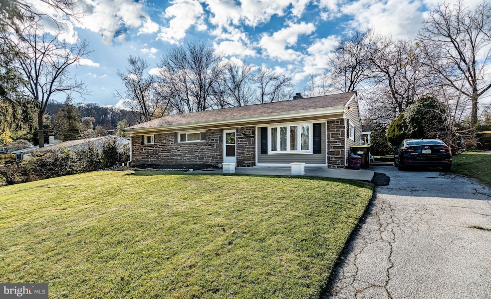 701 School Line Dr, King of Prussia, PA 19406 - photo 1