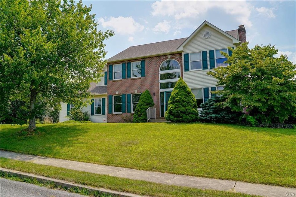 100 Turnberry Ct, Bath, PA 18014 - photo 1